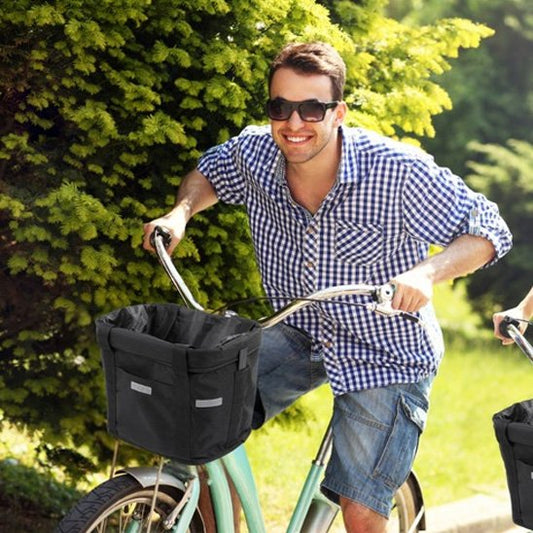 Panier velo chien noir avec homme